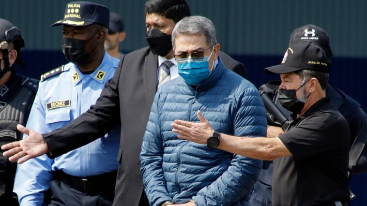 trump-plans-‘full-and-complete-pardon’-for-former-honduran-president-convicted-of-drug-trafficking