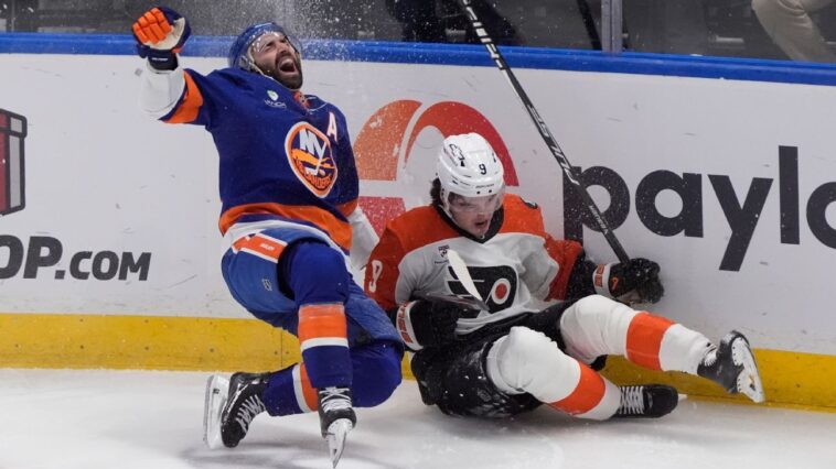 islanders-fear-palmieri-has-torn-acl,-sources-say