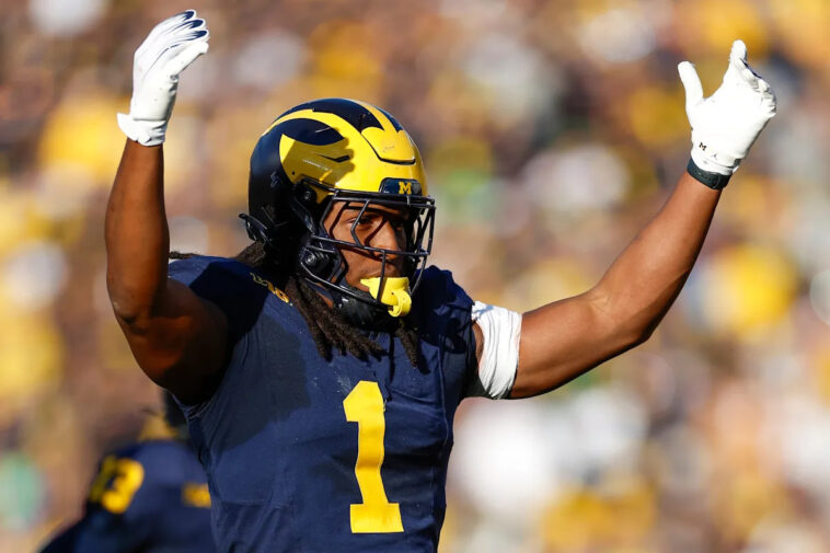 michigan-lb-jaishawn-barham-appears-to-headbutt-official-during-loss-to-ohio-state