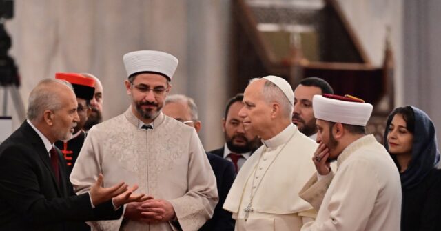 pope-leo-declines-to-pray-at-istanbul’s-blue-mosque-during-apostolic-visit-to-turkey