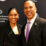 sen-cory-booker-marries-fiance-alexis-lewis-in-intimate-dc-ceremony