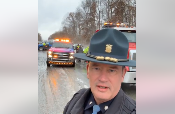 snowy-roads-cause-45-vehicle-pileup-in-indiana-(video)