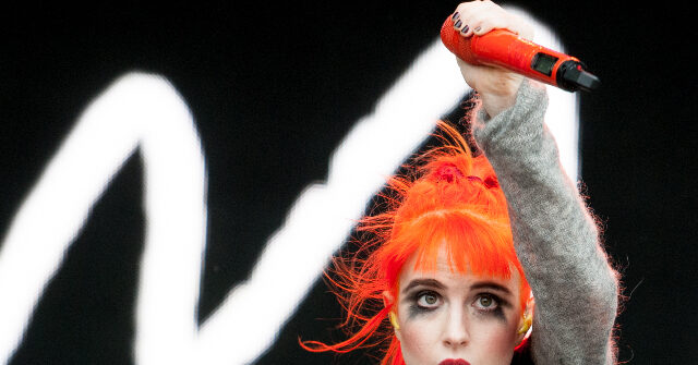 singer-hayley-williams-says-‘all-are-welcome’-to-her-concerts,-except-fans-who-‘think-trans-people-are-a-burden’