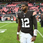 browns-sticking-with-shedeur-sanders-—-at-least-for-next-week-—as-offense-struggles-vs.-49ers