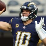 herbert-injures-hand,-doesn’t-expect-to-miss-time