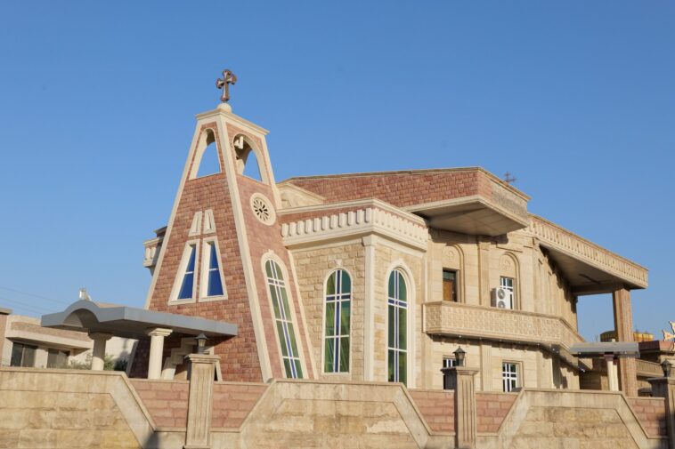 pope-visits-lebanon-as-middle-east-christian-population-dwindles