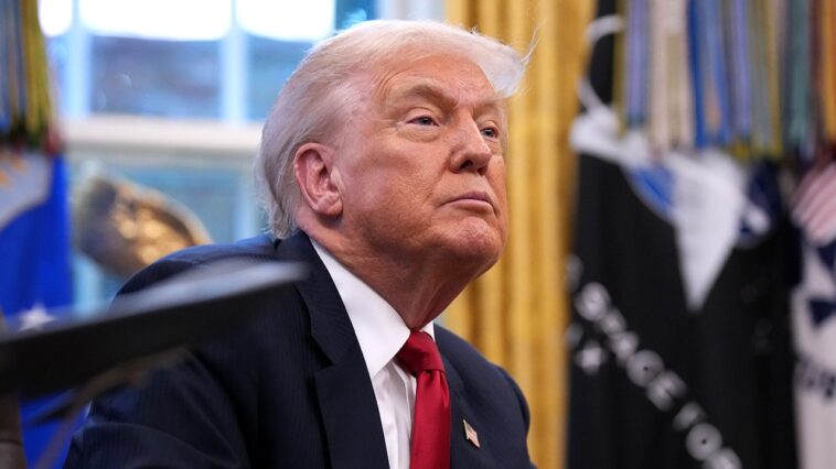 trump-warns-honduras-of-‘hell-to-pay’-if-election-count-changes,-presses-officials-to-finish-tally