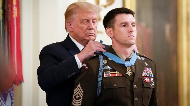 trump-signs-medal-of-honor-act-to-raise-pensions-for-america’s-military-heroes