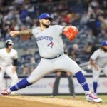 former-all-star-alek-manoah-signs-one-year,-$1.95-million-contract-with-angels