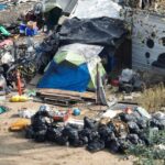la-garbage-crisis-is-so-bad-one-man-quit-his-job-to-pick-up-the-city’s-slack