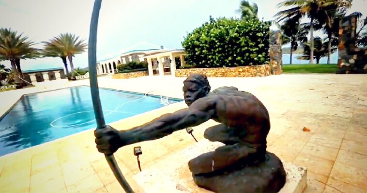 breaking:-house-oversight-committee-dems-release-never-before-seen-photos-and-videos-of-jeffrey-epstein’s-‘pedophile-island’