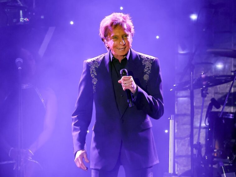 barry-manilow-reveals-lung-cancer-diagnosis