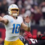 our-guide-to-every-week-17-nfl-game:-matchup-previews,-predictions-and-what’s-at-stake