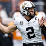 college-football-star-calls-on-trump-take-charge-of-college-football-playoff-decisions