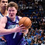 knueppel-limps-off-with-ankle-injury;-x-rays-clean