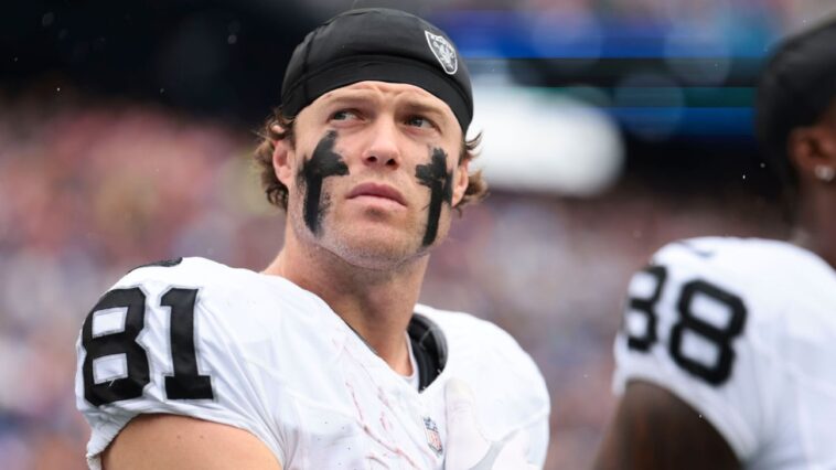 ‘it’s-a-crazy-story’:-why-raiders’-alex-bachman-lives-in-a-guesthouse-and-has-no-attachments