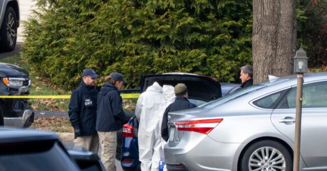 ag-bondi:-evidence-leading-to-j6-pipe-bomber-arrest-‘collecting-dust’-at-biden’s-fbi-for-4-years