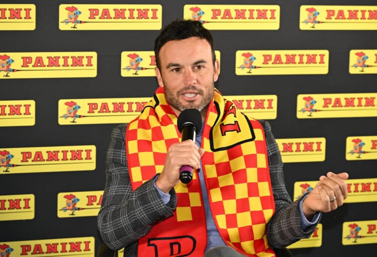 panini’s-world-cup-sticker-album-gives-soccer-fans,-including-landon-donovan,-a-prize-to-collect