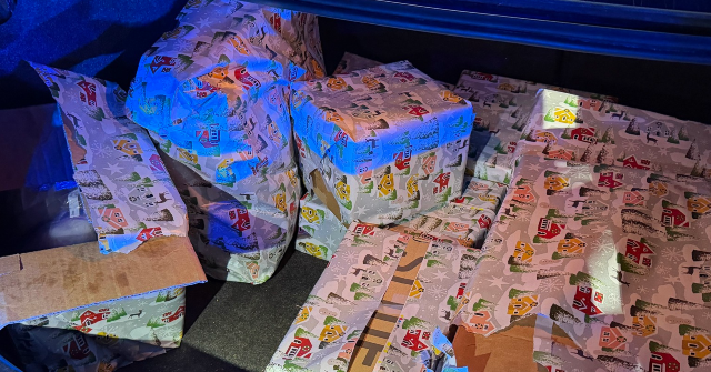 police:-man-arrested-in-kentucky-with-55-pounds-of-meth-wrapped-as-christmas-presents-in-trunk-of-his-car