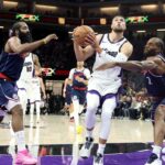 ‘all-roads-lead-to-the-same-place’:-the-old,-struggling-clippers-have-options-—-none-of-them-good