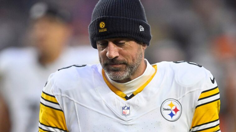 nfl-fans-fume-as-steelers’-final-td-attempt-ends-with-controversial-no-call