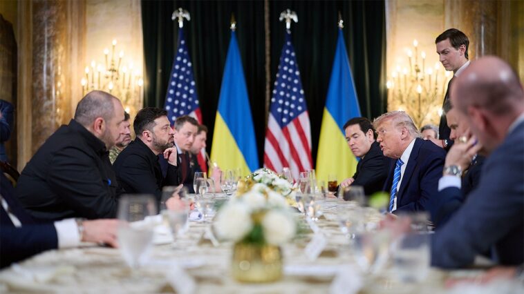 trump,-zelenskyy-say-ukraine-peace-deal-close-but-‘thorny-issues’-remain-after-florida-talks