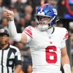 giants-lose-no-1-overall-pick-to-raiders-after-blowout-victory-snaps-nine-game-losing-streak