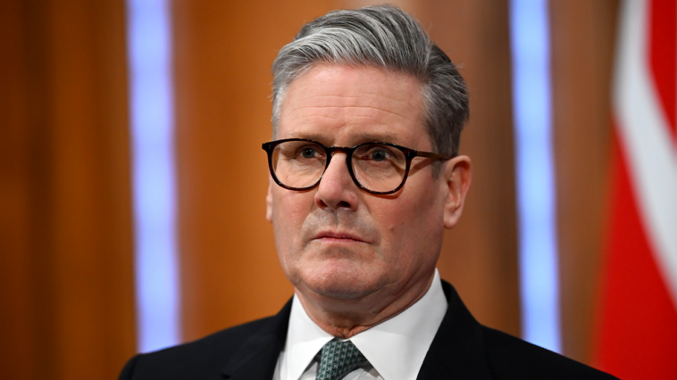 uk-prime-minister-slammed-for-welcoming-home-freed-egyptian-prisoner-after-social-media-posts-resurface