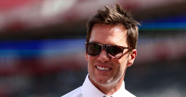 the-raiders-have-the-#1-overall-pick,-and-all-eyes-are-on-tom-brady