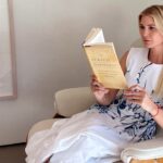 ivanka-trump-shares-books-that-‘shaped’-her-in-2025,-from-top-novels-to-ancient-wisdom