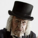 ‘edited-by-ebenezer-scrooge’:-wapo-criticized-for-frowning-on-trump-aides’-religious-christmas-messages