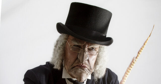 ‘edited-by-ebenezer-scrooge’:-wapo-criticized-for-frowning-on-trump-aides’-religious-christmas-messages