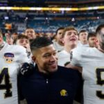 marcus-freeman-turns-down-nfl-to-remain-at-notre-dame