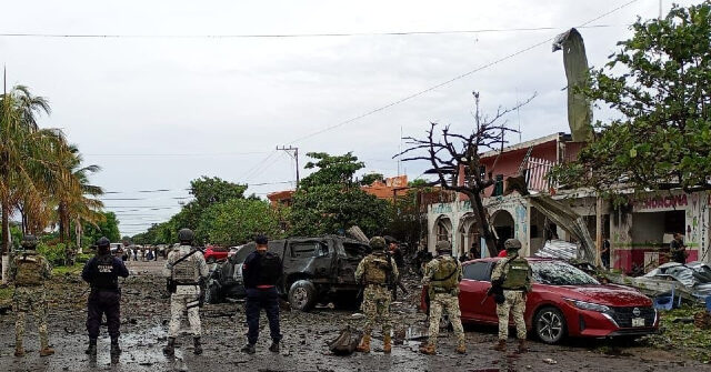 cartels-use-car-bomb,-suicide-bomber-to-attack-police-in-western-mexico