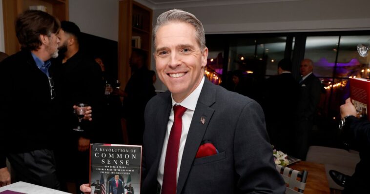 scott-jennings-accuses-‘butthurt’-dems-of-fabricating-narrative-on-trump’s-supposed-health-concerns