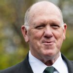 tom-homan-nukes-heckler-who-calls-him-traitor:-‘grow-a-backbone,-put-a-kevlar-vest-and-a-gun-on’