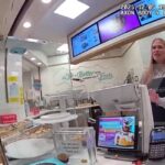 police-bodycam-footage-shows-officer-threatening-to-arrest-cinnabon-employee-who-was-harassed-and-‘threatened’-by-somalis-(video)