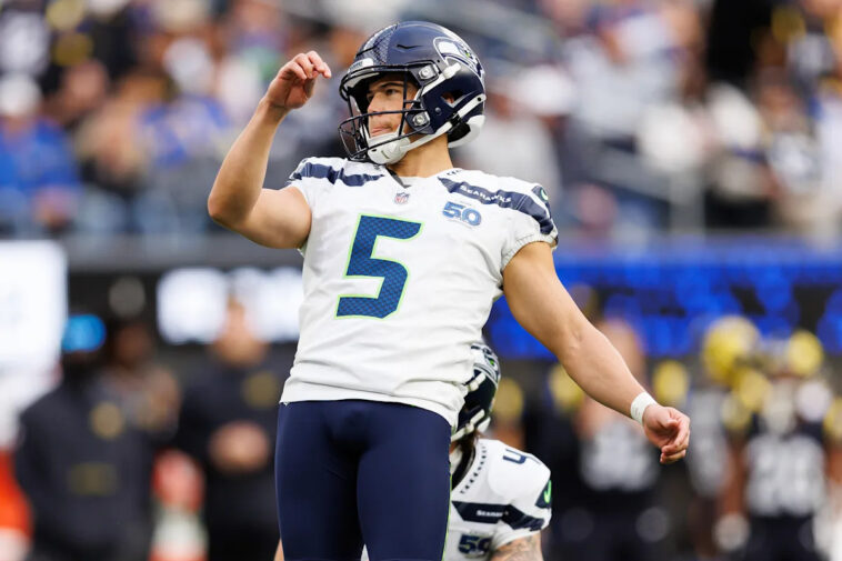2025-fantasy-football-rankings:-top-kickers-for-week-14-from-justin-boone
