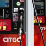 ‘good-morning-america’-panel-visibly-blown-away-as-gas-prices-hit-5-year-december-low-under-trump