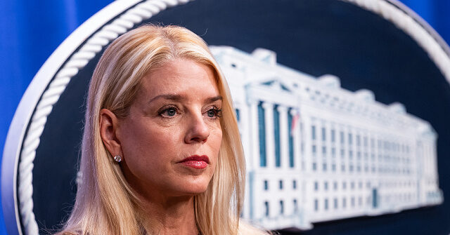 trump’s-doj-sues-virginia-over-in-state-tuition,-financial-aid-for-migrants