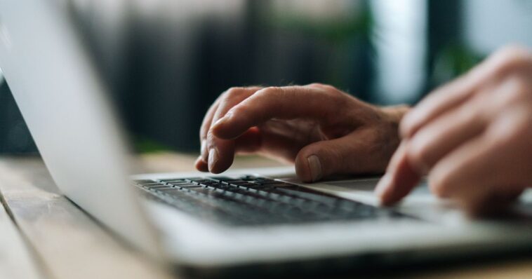 mainstream-media-reporter-slammed-for-insane-suggestion-about-somali-day-care-owners-turning-to-violence