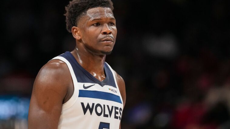 edwards-leaves-bench-after-wolves-pull-starters