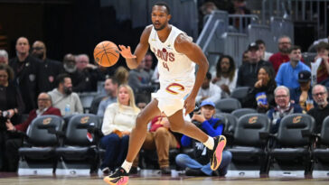 cavaliers’-evan-mobley-out-2-4-weeks-after-suffering-left-calf-strain