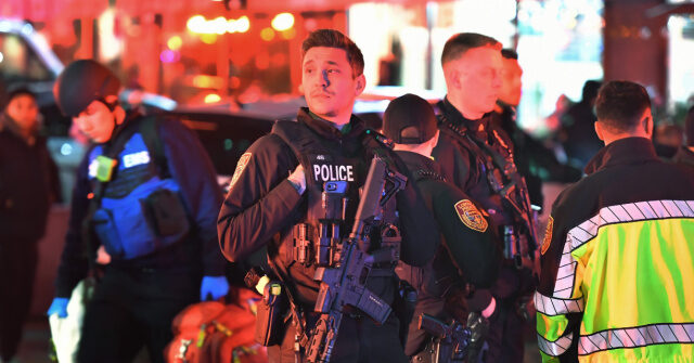 police-seek-suspect-‘dressed-in-black’-after-at-least-2-killed-in-brown-university-shooting