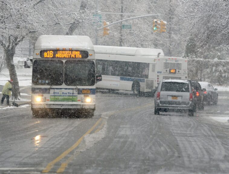 new-york-parents-furious-as-state-mandated-electric-buses-leave-kids-without-heat-in-frigid-temperatures