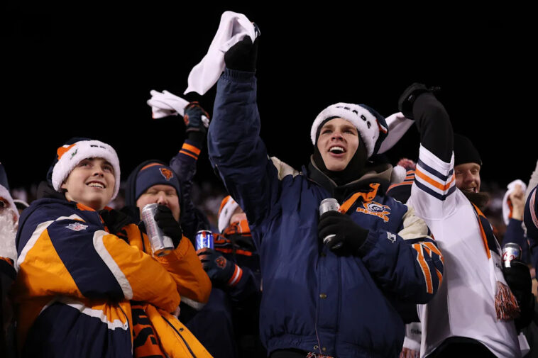 packers’-sideline-heaters-mysteriously-go-out-on-freezing-night-in-chicago-vs.-bears