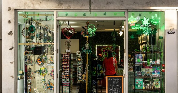 mysterious-and-deadly-‘scromiting’-disorder-now-being-linked-to-cannabis-use