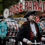 137th-rose-parade-soaked-in-2026-new-year’s-day-storm:-photos