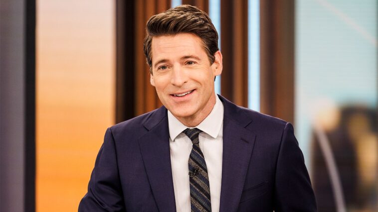 cbs’-tony-dokoupil-urges-viewers-to-hold-him-accountable-ahead-of-new-hosting-gig