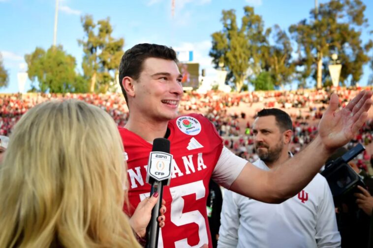 ‘locked-in’-fernando-mendoza-finds-out-indiana’s-cfp-semifinal-opponent-in-hilarious-fashion